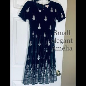 Lularoe elegant Amelia